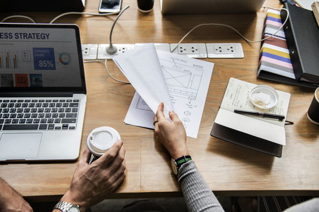 por-qual-motivo-o-copywriting-ajuda-a-converter-clientes